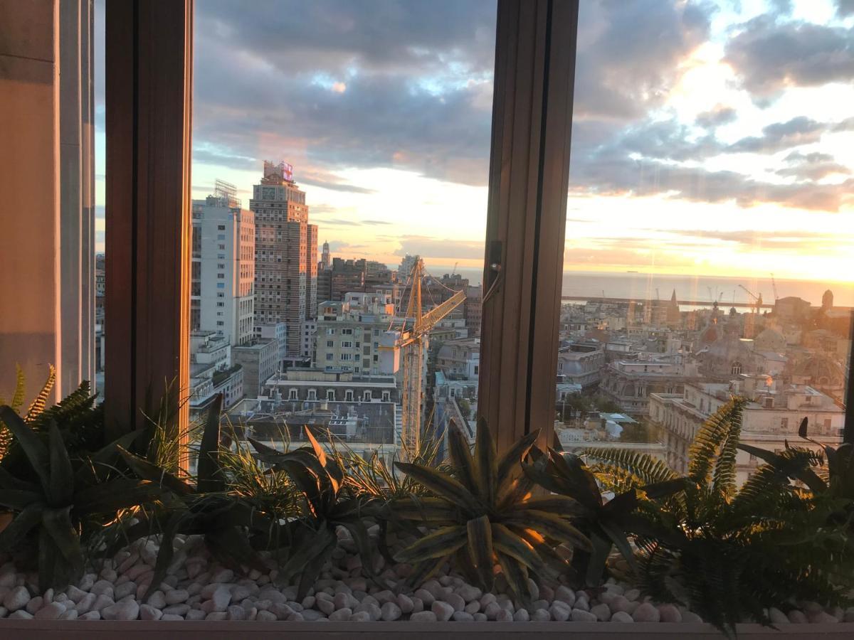 Central Penthouse With Spectacular Sea And City Views 제노바 외부 사진
